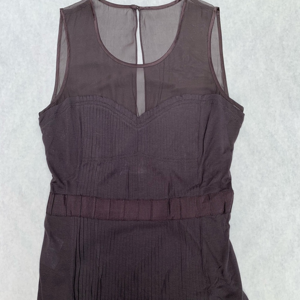 BCBG plum/brown sleeveless top, size small